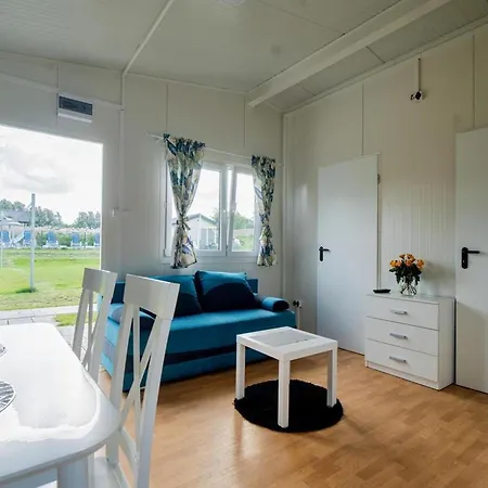 Single-story Home, Pool, Sauna, Whirlpool