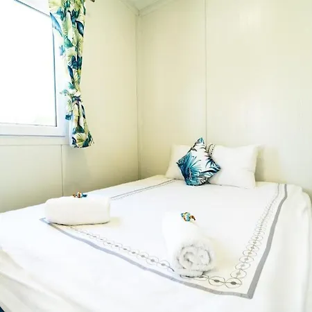別荘 Single-story Home, Pool, Jacuzzi *